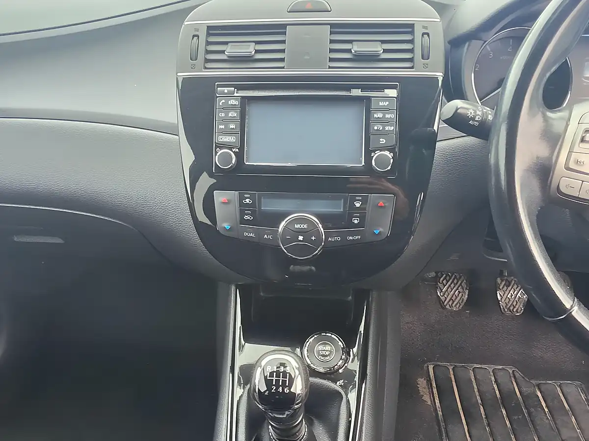 Used 2016 Nissan Pulsar N-Connecta Grey - Interior and Exterior details 11