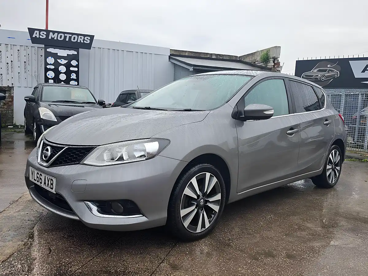 Used 2016 Nissan Pulsar N-Connecta Grey - Interior and Exterior details 3
