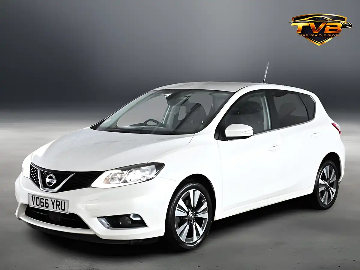 Used 2016 Nissan Pulsar N-Tec White - Interior and Exterior details 4
