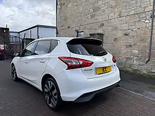 Used 2016 Nissan Pulsar Tekna White - Interior and Exterior details 2