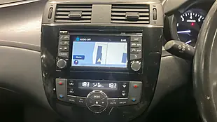 Used 2016 Nissan Pulsar Tekna Xtron Azure Blue - Interior and Exterior details 14