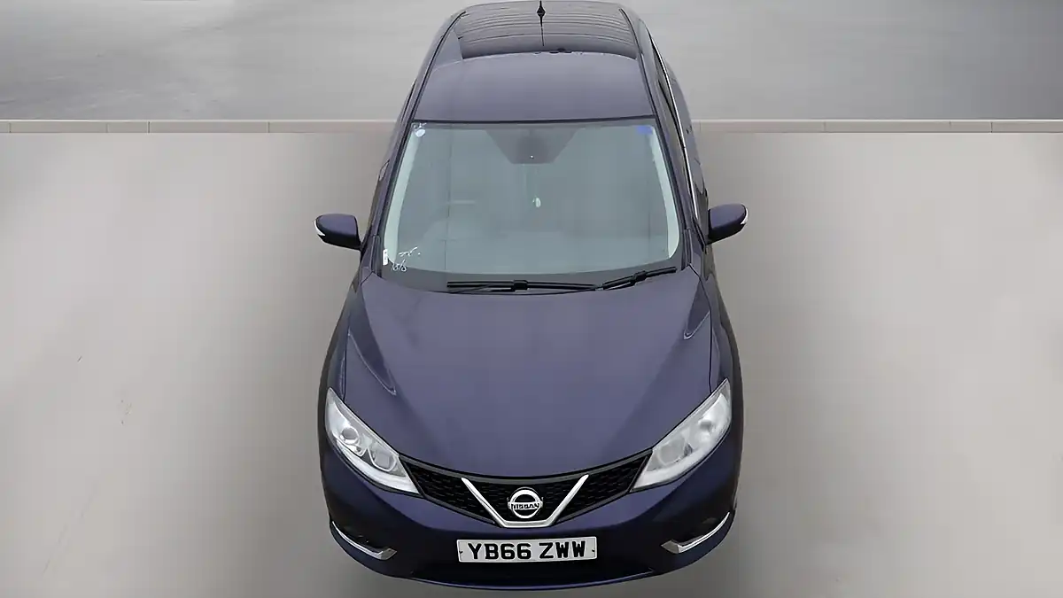 Used 2016 Nissan Pulsar Tekna Xtron Azure Blue - Interior and Exterior details 8