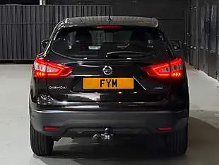 Used 2016 Nissan Qashqai Acenta Black - Interior and Exterior details 7
