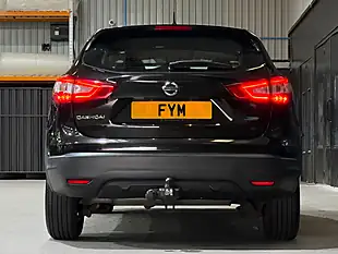 Used 2016 Nissan Qashqai Acenta Black - Interior and Exterior details 9