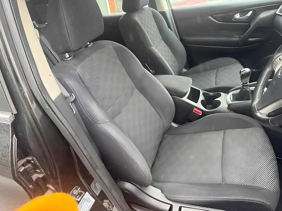 Used 2016 Nissan Qashqai Acenta Black - Interior and Exterior details 18