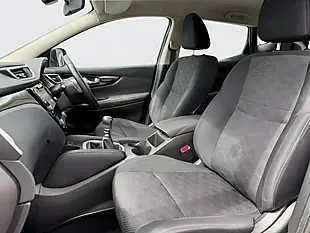 Used 2016 Nissan Qashqai Acenta Black - Interior and Exterior details 13