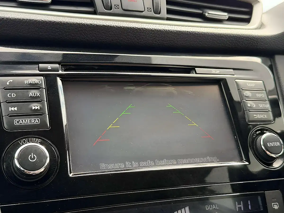 Used 2016 Nissan Qashqai Acenta Black - Interior and Exterior details 18