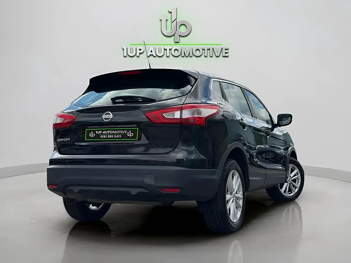 Used 2016 Nissan Qashqai Acenta Black - Interior and Exterior details 9