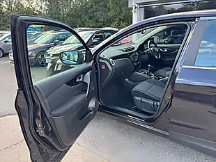 Used 2016 Nissan Qashqai Acenta Black - Interior and Exterior details 11