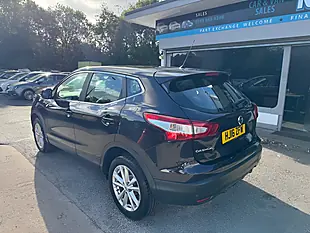 Used 2016 Nissan Qashqai Acenta Black - Interior and Exterior details 3