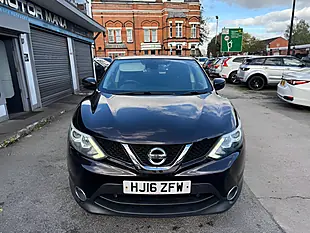 Used 2016 Nissan Qashqai Acenta Black - Interior and Exterior details 4