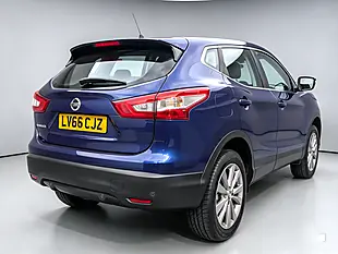 Used 2016 Nissan Qashqai Acenta Blue - Interior and Exterior details 4