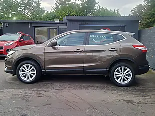 Used 2016 Nissan Qashqai Acenta Bronze - Interior and Exterior details 6