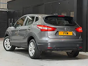Used 2016 Nissan Qashqai Acenta Grey - Interior and Exterior details 5