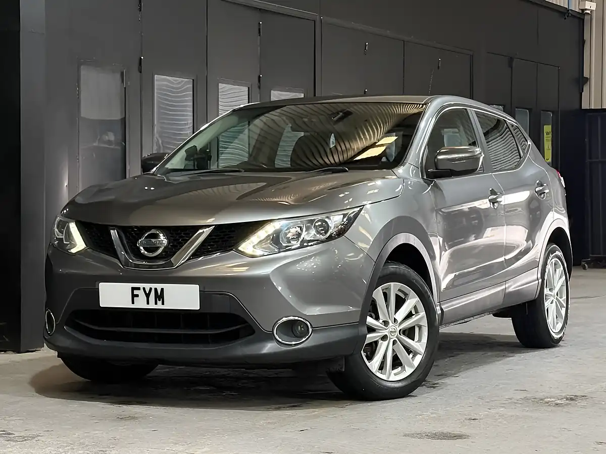 Used 2016 Nissan Qashqai Acenta Grey - Interior and Exterior details 7