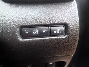 Used 2016 Nissan Qashqai Acenta Grey - Interior and Exterior details 13