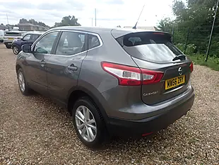 Used 2016 Nissan Qashqai Acenta Grey - Interior and Exterior details 17