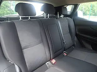 Used 2016 Nissan Qashqai Acenta Grey - Interior and Exterior details 8