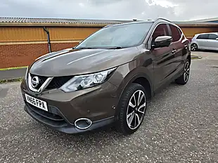 Used 2016 Nissan Qashqai Acenta Silver - Interior and Exterior details 3