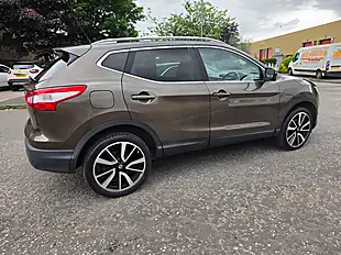 Used 2016 Nissan Qashqai Acenta Silver - Interior and Exterior details 6