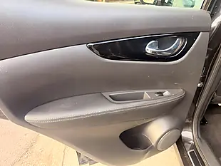 Used 2016 Nissan Qashqai Black Edition Black - Interior and Exterior details 12