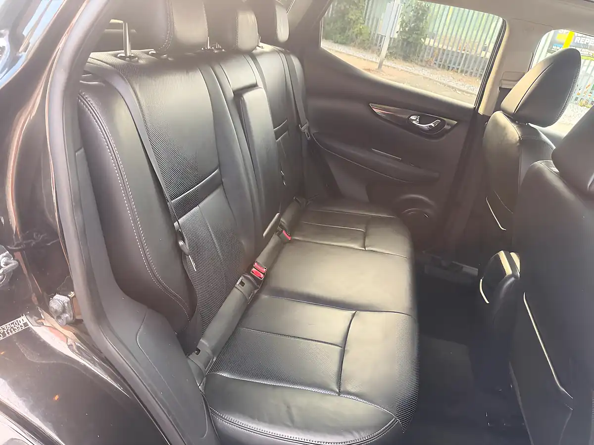 Used 2016 Nissan Qashqai Black Edition Black - Interior and Exterior details 14