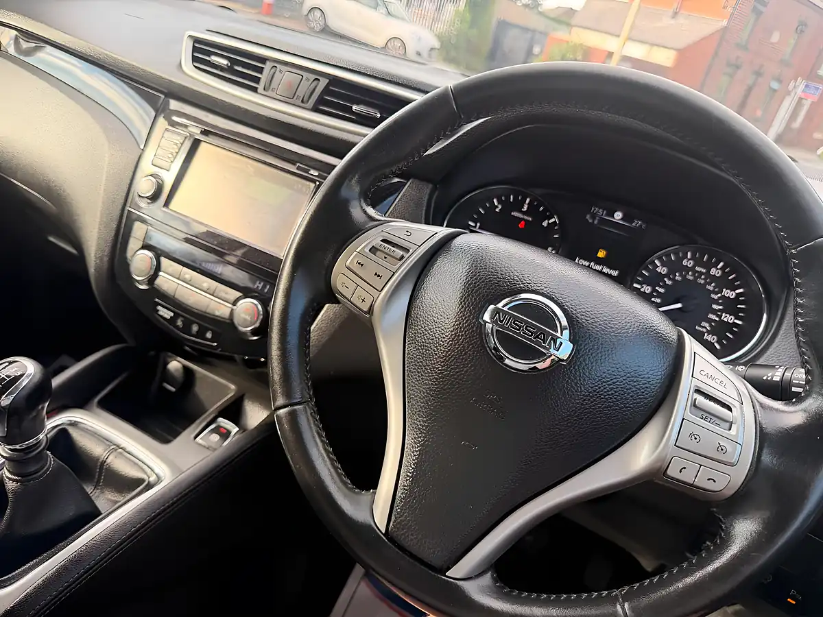 Used 2016 Nissan Qashqai Black Edition Black - Interior and Exterior details 19