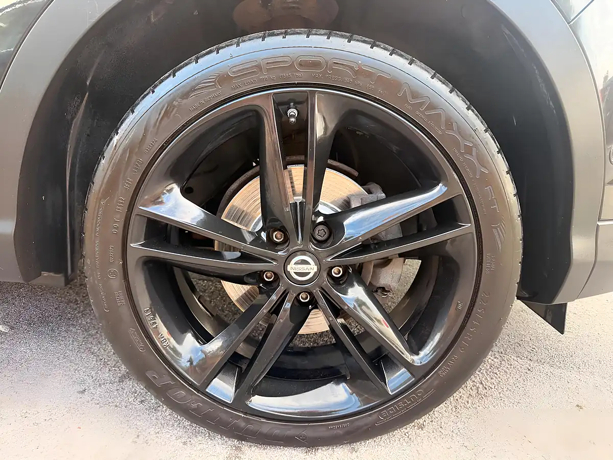 Used 2016 Nissan Qashqai Black Edition Black - Interior and Exterior details 20