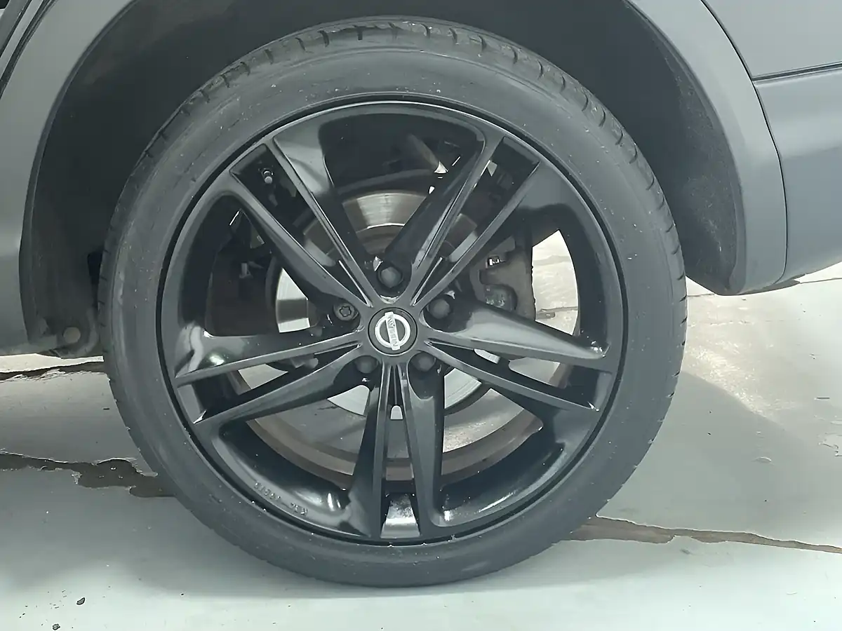 Used 2016 Nissan Qashqai Black Edition Black - Interior and Exterior details 14