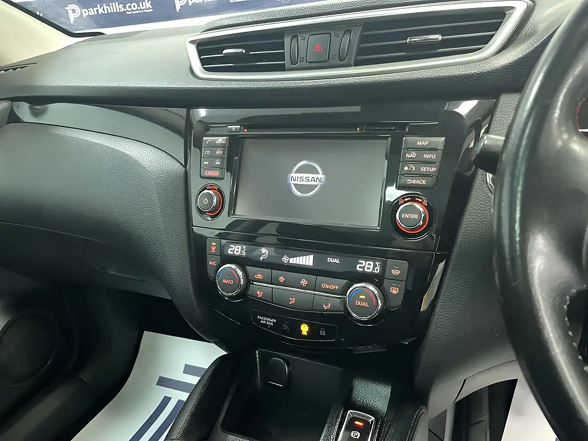 Used 2016 Nissan Qashqai Black Edition Black - Interior and Exterior details 16