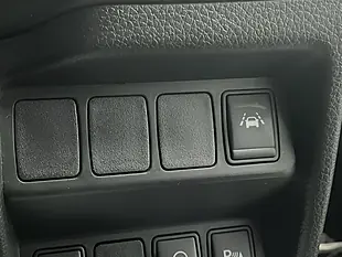 Used 2016 Nissan Qashqai Black Edition Black - Interior and Exterior details 20
