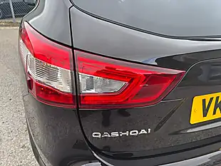 Used 2016 Nissan Qashqai N-Connecta Black - Interior and Exterior details 17
