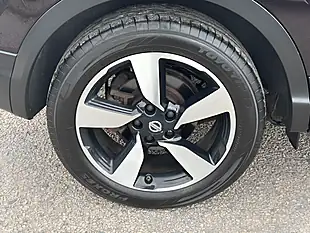 Used 2016 Nissan Qashqai N-Connecta Black - Interior and Exterior details 20
