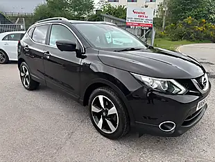 Used 2016 Nissan Qashqai N-Connecta Black - Interior and Exterior details 5