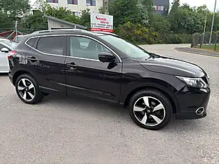 Used 2016 Nissan Qashqai N-Connecta Black - Interior and Exterior details 6