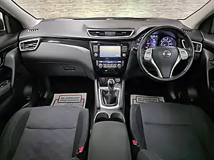 Used 2016 Nissan Qashqai N-Connecta Black - Interior and Exterior details 10