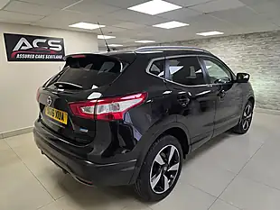 Used 2016 Nissan Qashqai N-Connecta Black - Interior and Exterior details 4