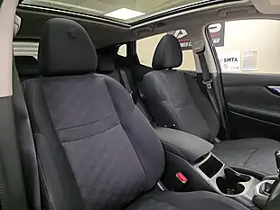 Used 2016 Nissan Qashqai N-Connecta Black - Interior and Exterior details 6