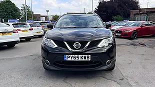 Used 2016 Nissan Qashqai N-Connecta Black - Interior and Exterior details 8