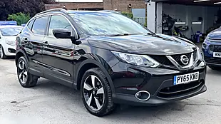 Used 2016 Nissan Qashqai N-Connecta Black - Interior and Exterior details 9