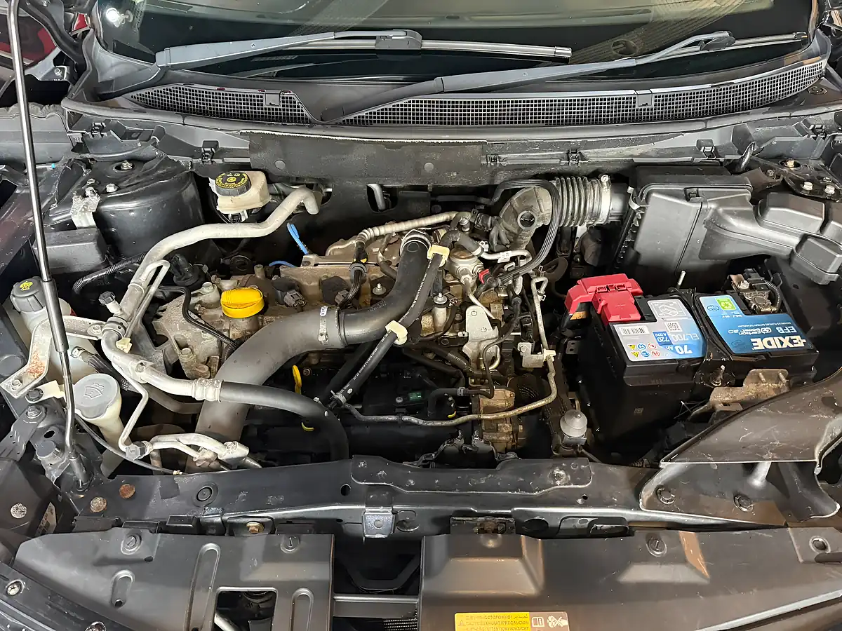 Used 2016 Nissan Qashqai N-Connecta Black - Interior and Exterior details 20