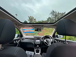 Used 2016 Nissan Qashqai N-Connecta Black - Interior and Exterior details 12