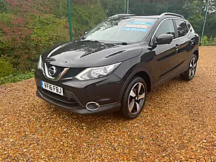 Used 2016 Nissan Qashqai N-Connecta Black - Interior and Exterior details 2