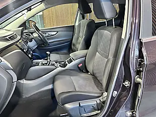 Used 2016 Nissan Qashqai N-Connecta Black - Interior and Exterior details 4