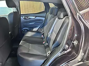 Used 2016 Nissan Qashqai N-Connecta Black - Interior and Exterior details 8