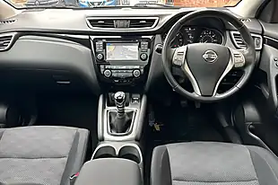 Used 2016 Nissan Qashqai N-Connecta Blade Silver - Interior and Exterior details 11