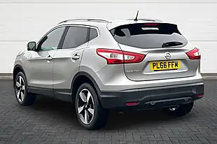 Used 2016 Nissan Qashqai N-Connecta Blade Silver - Interior and Exterior details 5