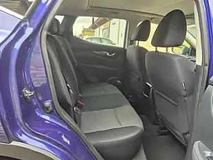 Used 2016 Nissan Qashqai N-Connecta Blue - Interior and Exterior details 10