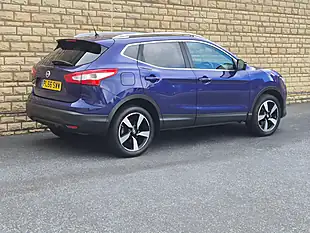 Used 2016 Nissan Qashqai N-Connecta Blue - Interior and Exterior details 17