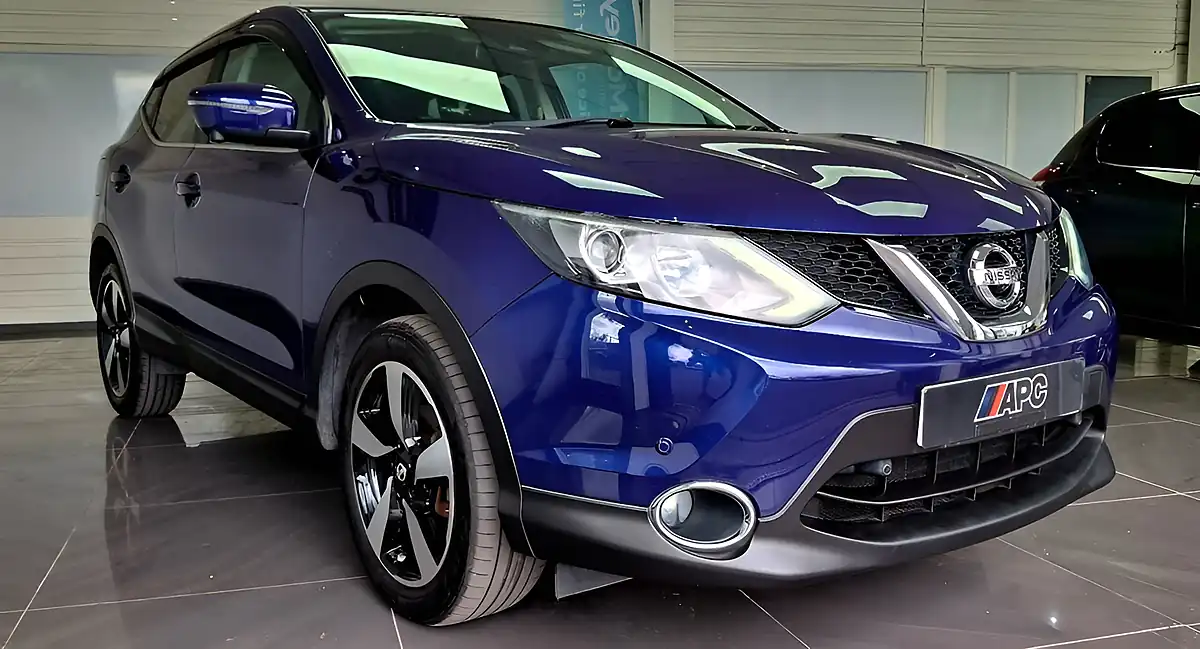 Used 2016 Nissan Qashqai N-Connecta Blue - Interior and Exterior details 7